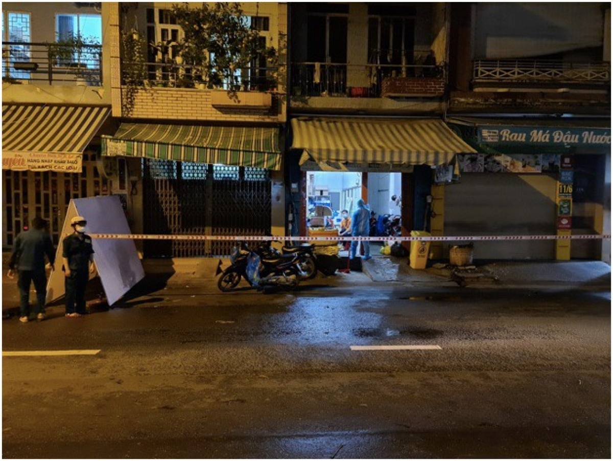 A healthcare worker tests positive in HCM City